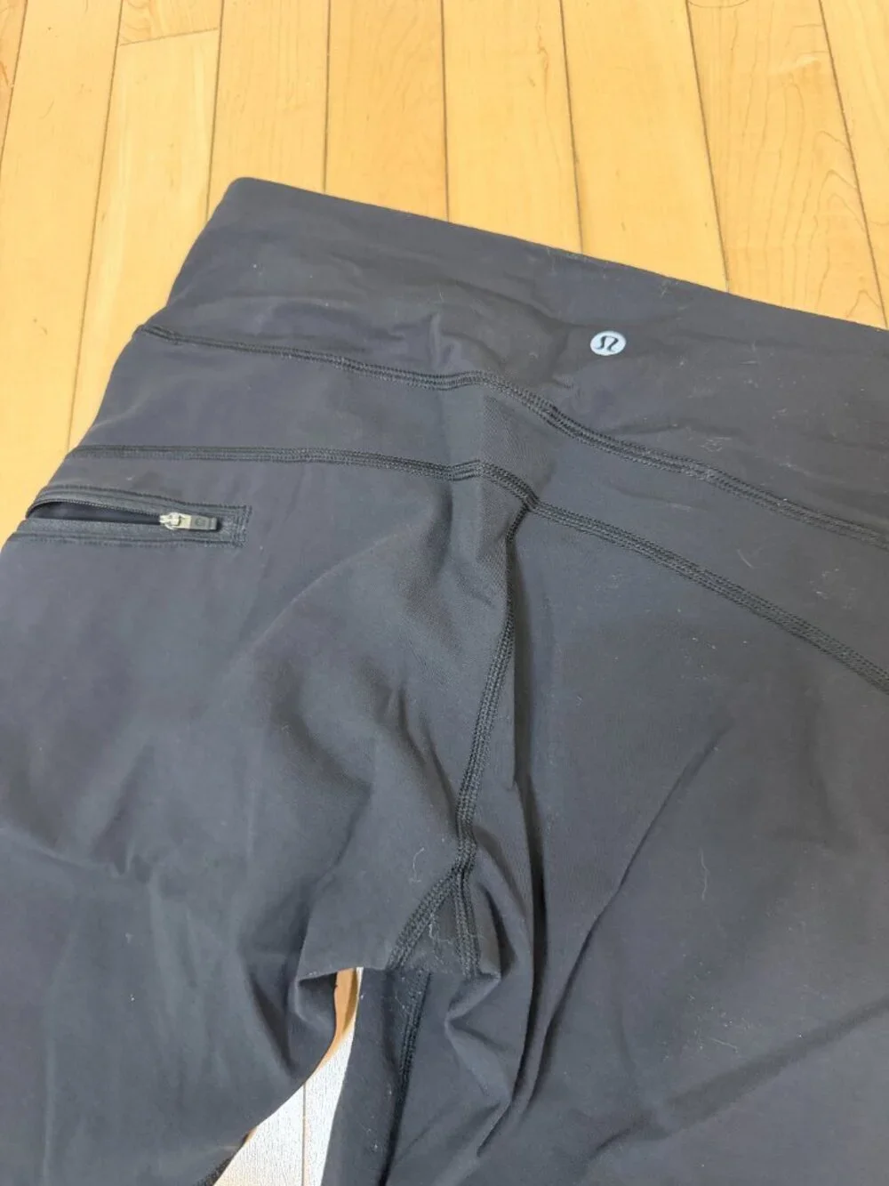 LULULEMON Black Cropped Running Tights Leggings Size 8 Gathered Leg